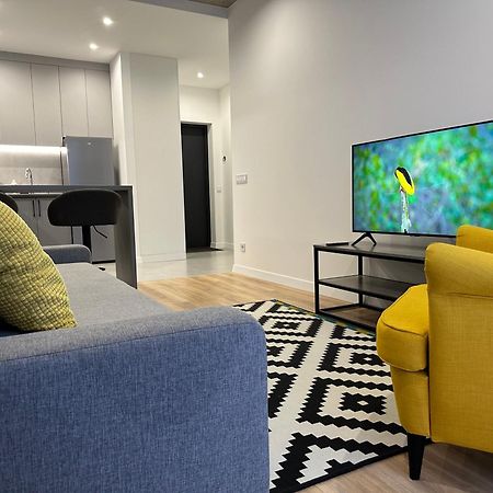 Avalon On Lypynskogo Street Apartment ลวีฟ ภายนอก รูปภาพ