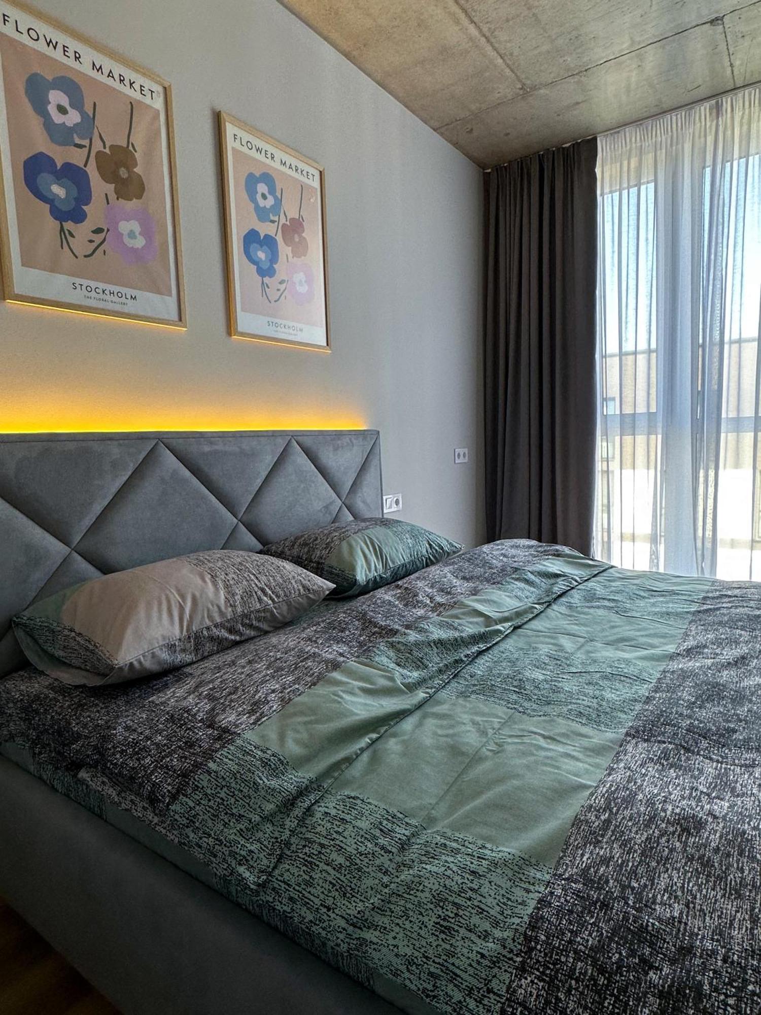 Avalon On Lypynskogo Street Apartment ลวีฟ ภายนอก รูปภาพ